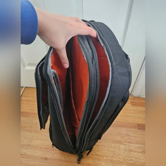 💫NEW eBags | Laptop Backpack - Picture 3 of 5